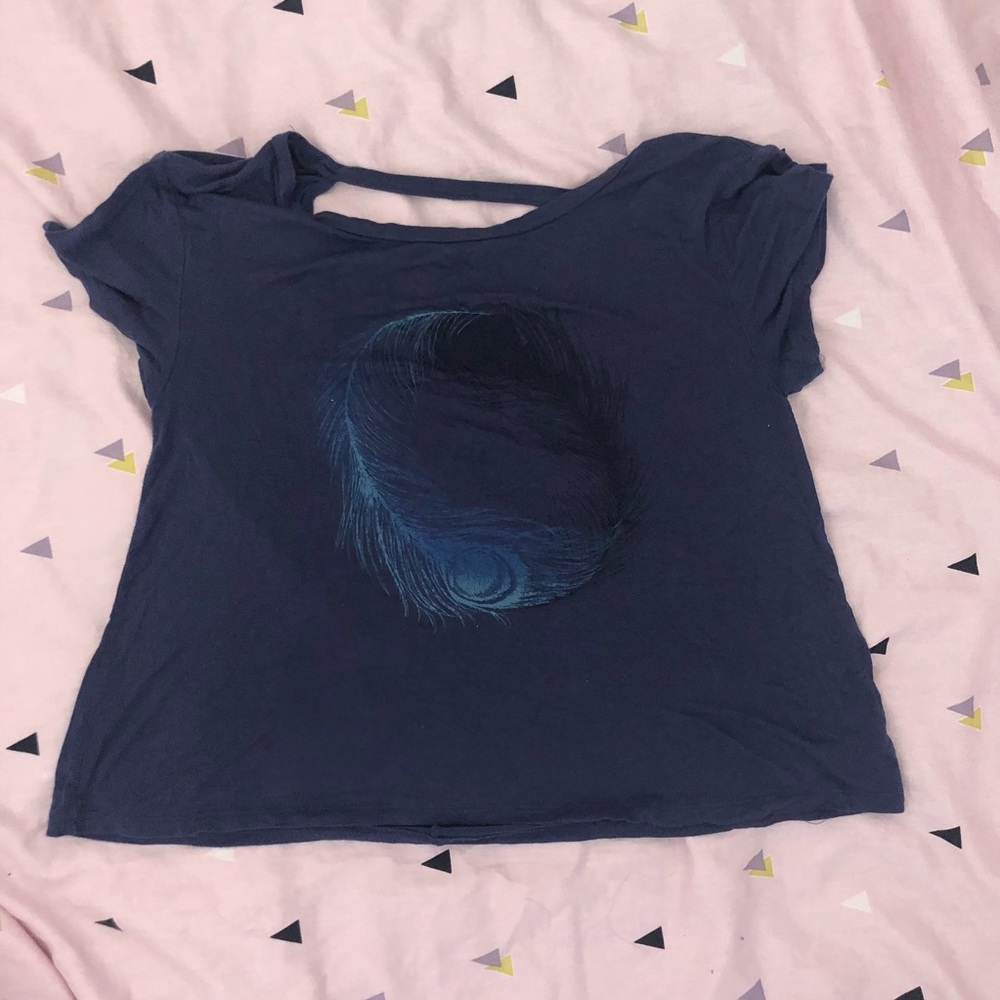 Navy graphic tee